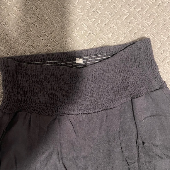 Wide leg ankle length/cropped pants - Picture 3 of 4